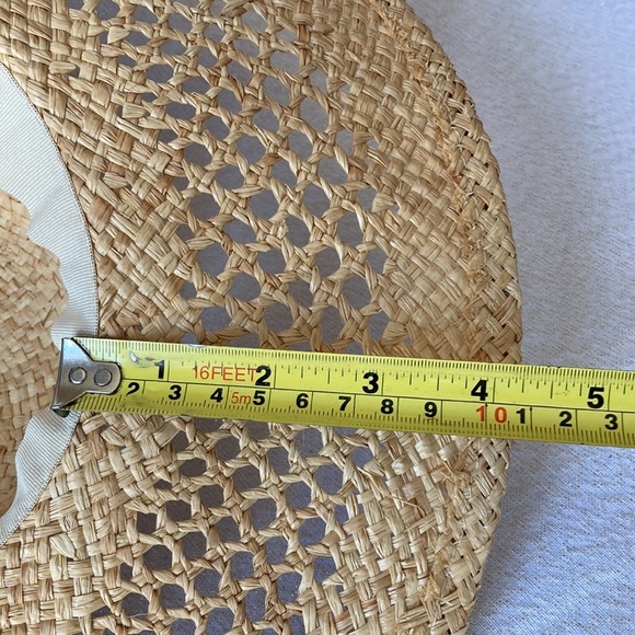 Chico’s Straw Sun Hat OS with Pom-Pom details - Picture 6 of 6